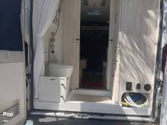 2025 Entegra Coach Arc 18C, $ 108,000