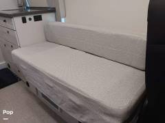 2025 Entegra Coach Arc 18C, $ 108,000