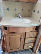 2010 Winnebago Journey 40L, $ 85,000