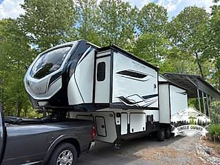 2023 Keystone Montana High Country 295RL, $ 54,000