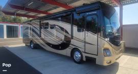 2015 Fleetwood Discovery 40X, $ 99,955