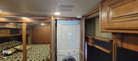 2015 Fleetwood Discovery 40X, $ 99,955