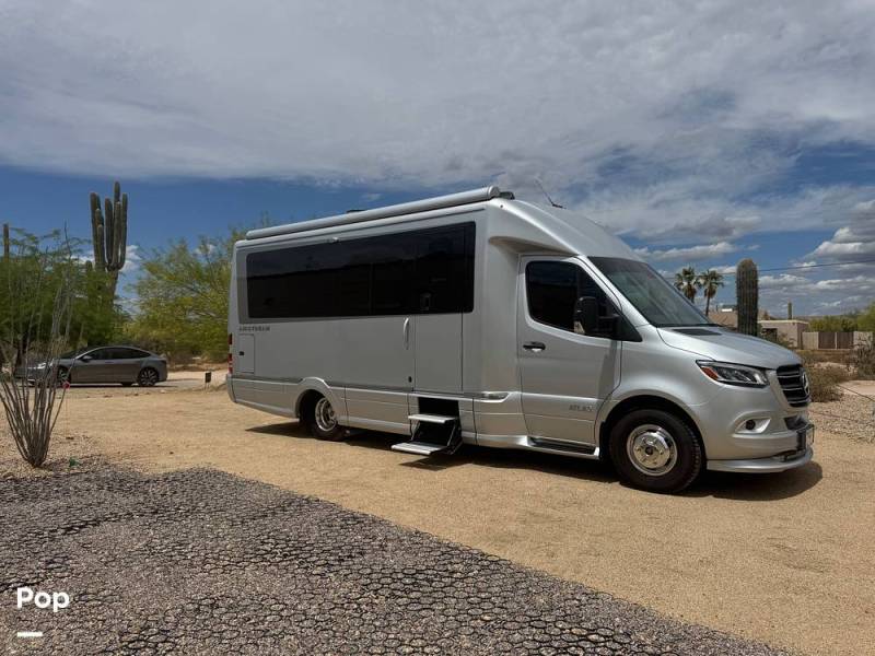 2023 Airstream Atlas Murphy Suite E1 Package, $ 197,750
