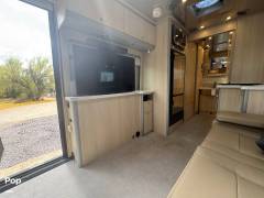 2023 Airstream Atlas Murphy Suite E1 Package, $ 197,750