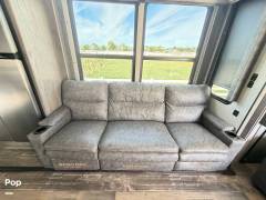 2021 Keystone Raptor 423, $ 72,990