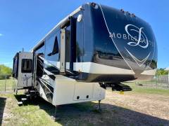 2019 DRV Mobile Suites 38RSSB3, $ 52,500