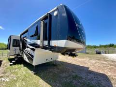 2019 DRV Mobile Suites 38RSSB3, $ 52,500