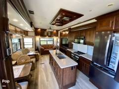 2019 DRV Mobile Suites 38RSSB3, $ 52,500