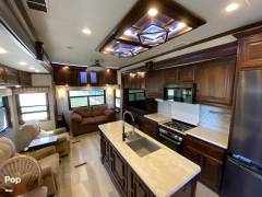 2019 DRV Mobile Suites 38RSSB3, $ 52,500