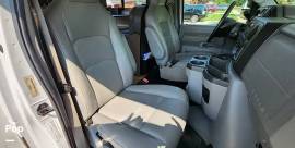 2019 Thor Motor Coach Majestic 28A, $ 28,900
