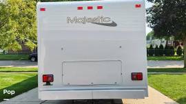 2019 Thor Motor Coach Majestic 28A, $ 28,900