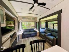 2024 Forest River Heritage Glen Elite 35RE, $ 49,995