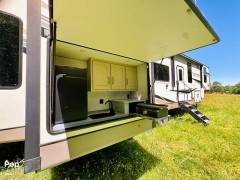 2024 Forest River Heritage Glen Elite 35RE, $ 49,995