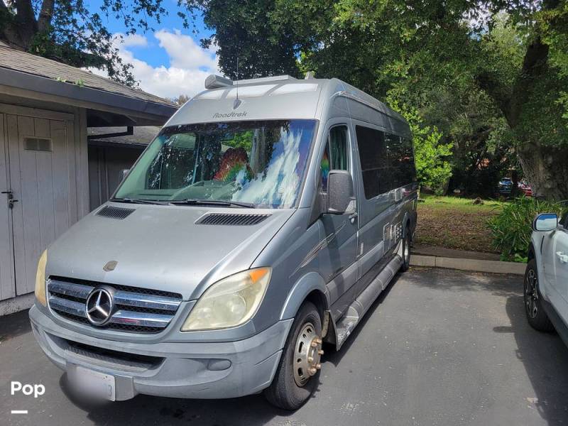 2012 Roadtrek Adventurous RS, $ 53,500