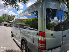 2012 Roadtrek Adventurous RS, $ 53,500