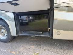 2022 Newmar Kountry Star 3717, $ 200,000
