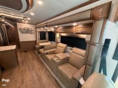 2022 Newmar Kountry Star 3717, $ 200,000