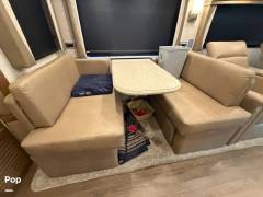 2022 Newmar Kountry Star 3717, $ 200,000