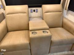 2022 Newmar Kountry Star 3717, $ 200,000
