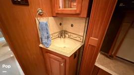 2011 Tiffin Phaeton 36QSH, $ 100,000