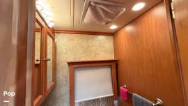 2011 Tiffin Phaeton 36QSH, $ 100,000