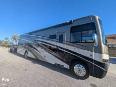 2015 Thor Motor Coach Miramar 34.2, $ 45,000
