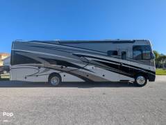 2015 Thor Motor Coach Miramar 34.2, $ 45,000