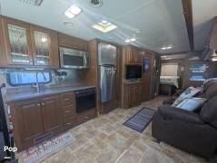 2015 Thor Motor Coach Miramar 34.2, $ 45,000