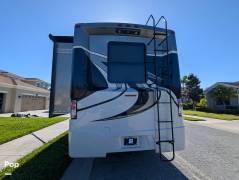 2015 Thor Motor Coach Miramar 34.2, $ 45,000