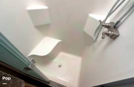 2015 Coachmen Encounter 37LS, $ 47,900