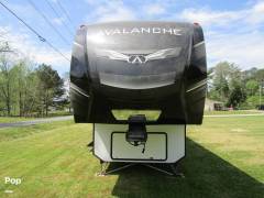 2021 Keystone Avalanche 395BH, $ 38,990