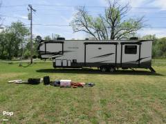 2021 Keystone Avalanche 395BH, $ 38,990