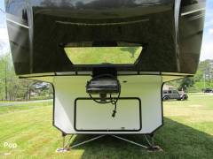 2021 Keystone Avalanche 395BH, $ 38,990