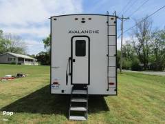 2021 Keystone Avalanche 395BH, $ 38,990