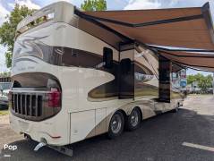 2015 Newmar Dutch Star 4002, $ 157,000