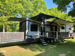 2020 Jayco Seismic 4113, $ 69,900