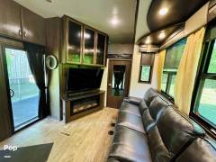 2020 Jayco Seismic 4113, $ 69,900