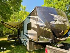 2020 Jayco Seismic 4113, $ 69,900