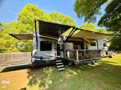 2020 Jayco Seismic 4113, $ 69,900