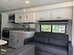 2023 Coachmen Pursuit 29SS, $ 85,000