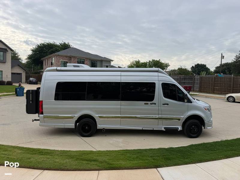 2024 Strada-ion by Grech Tour AWD, $ 200,000