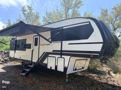 2024 East To West RV Blackthorn 27BH-OK, $ 41,150