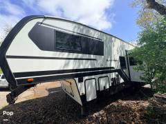 2024 East To West RV Blackthorn 27BH-OK, $ 41,150