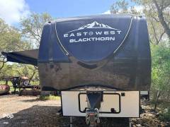 2024 East To West RV Blackthorn 27BH-OK, $ 41,150