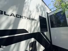 2024 East To West RV Blackthorn 27BH-OK, $ 41,150