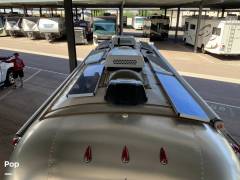 2021 Airstream Globetrotter 27FB Queen, $ 89,500