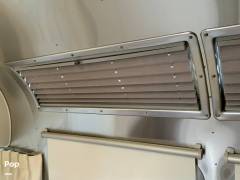2021 Airstream Globetrotter 27FB Queen, $ 89,500