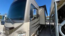 2016 Fleetwood Discovery 40E, $ 139,900