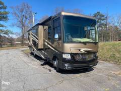 2015 Newmar Canyon Star 3953, $ 88,800