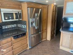 2015 Newmar Canyon Star 3953, $ 88,800